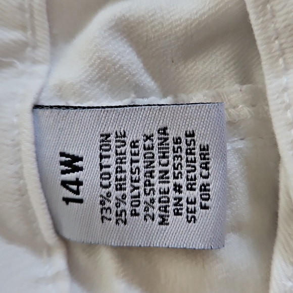 D. Jeans Women's Crisp White Denim CAPRIS - Picture 6 of 6